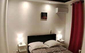 3 chambres, fer et planche à repasser, Wi-Fi, draps fournis