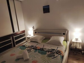 3 Schlafzimmer, Bügeleisen/Bügelbrett, WLAN, Bettwäsche
