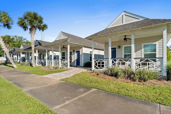 Exterior - Cozy Cottage 6 of 6 with Pool Views| 2BR | Pool (Port St. Joe)