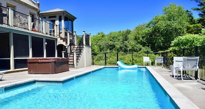 Top-Rated B & B on Ogunquit/Cape Neddick Town Line, Ogunquit Tourist Area