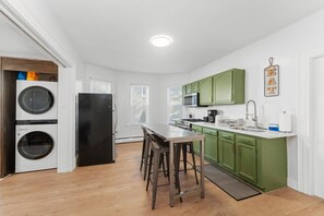 Microonde, forno, piano cottura