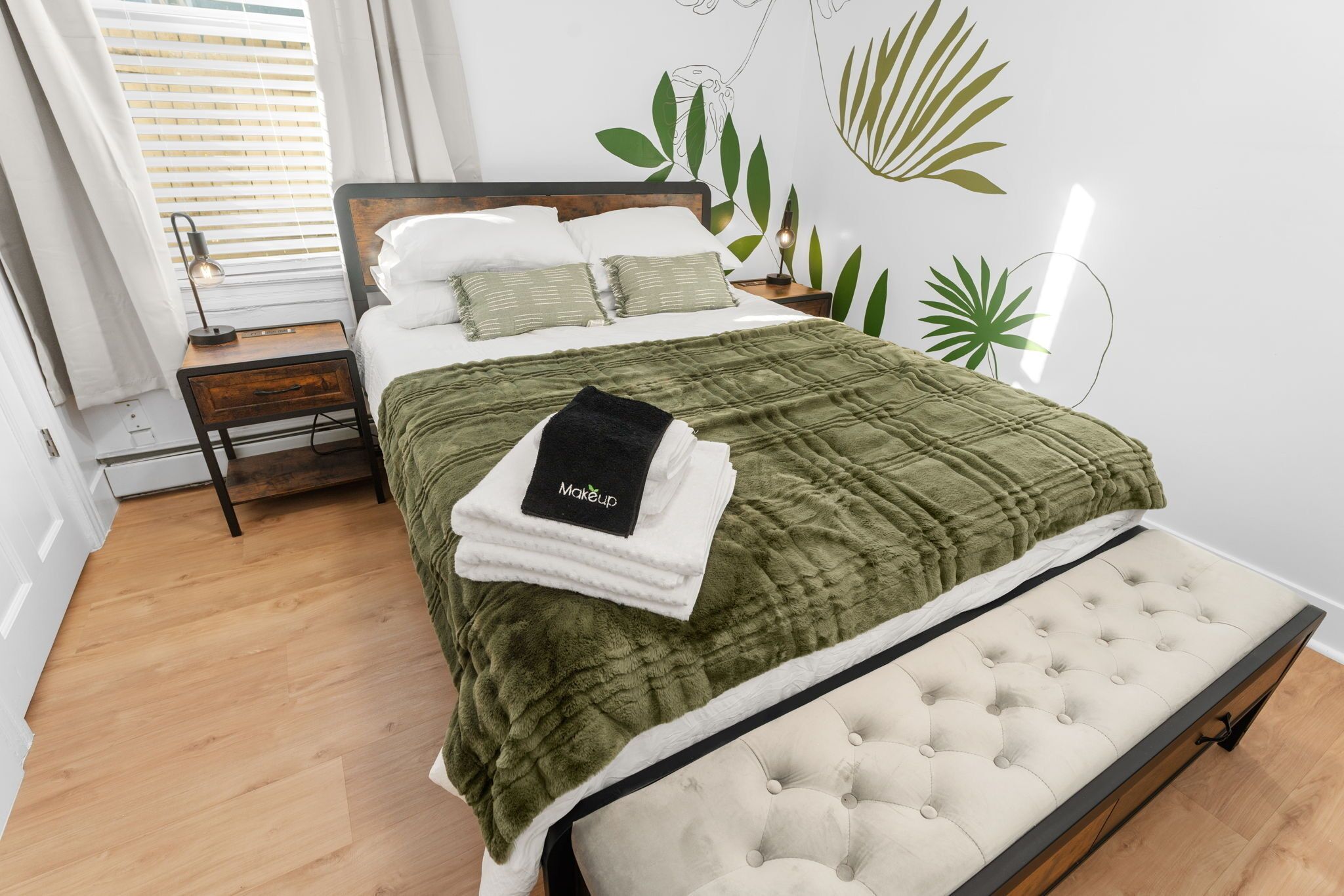 1 chambre, fer et planche à repasser, Wi-Fi, draps fournis