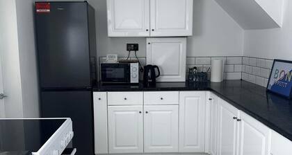 Hartlepool - House - Sleeps 5 - Parking