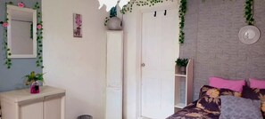 1 Schlafzimmer, Bügeleisen/Bügelbrett, kostenloses WLAN, Bettwäsche