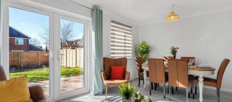 Stylish & Cozy Retreat /Prime Location/ Perfect for short & Long Stays