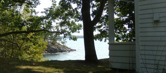 Spacious Grindstone Island House across from Clayton, NY