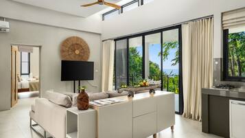 Villa, 3 Bedrooms, Balcony, Garden View | Living room