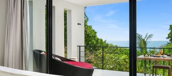Serene Escape at Asia Blue Villa One - Your Luxurious 3-bed Villa Retreat Awaits