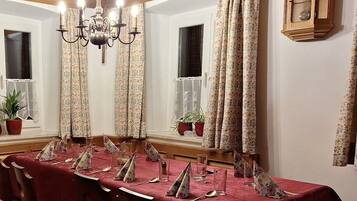 Banquet hall