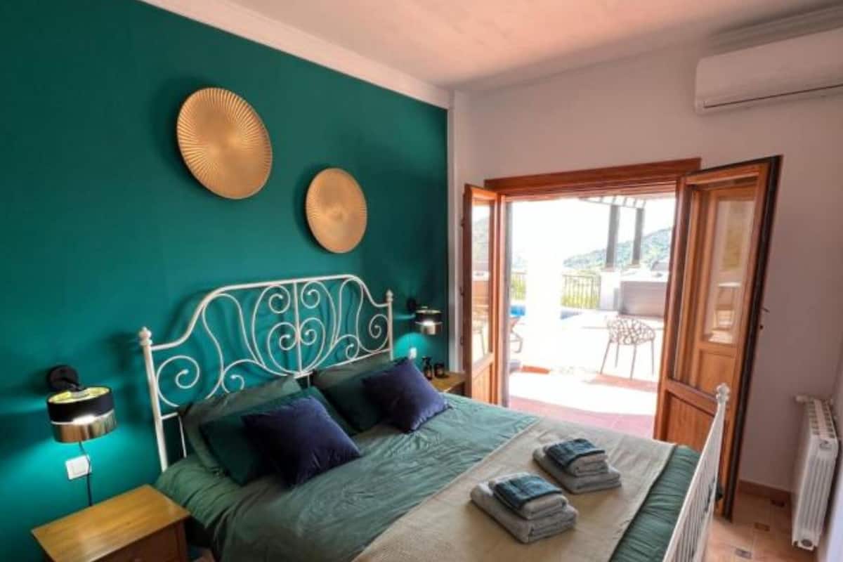 Habitación doble Deluxe, 1 cama Queen size, para no fumadores, vista al mar (room 2) | Ropa de cama hipoalergénica y wifi gratis