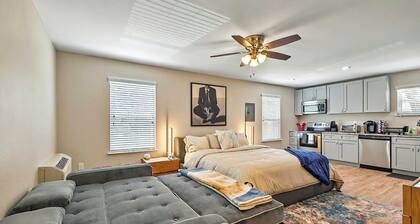 Luxurious Midtown Studio with King Bed + Sofa Bed