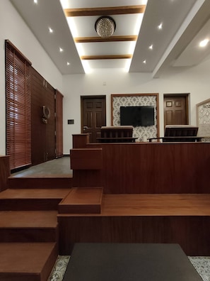 Interior - Live On Cloud 9 at Kochi (Kanayannur)