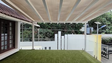Villa, 4 Bedrooms, Smoking, Balcony | Property grounds