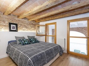 1 chambre, bureau, Wi-Fi, draps fournis
