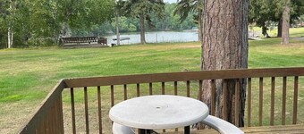 Cozy 2 Bedroom lake front cabin - Chippewa Flowage, Dun Rovin Rd in Hayward, WI.