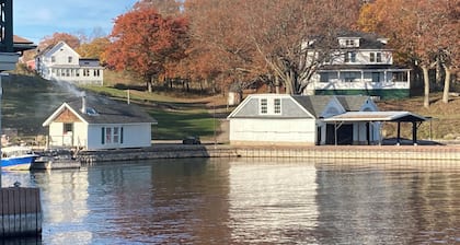 Located in the heart of the Thousand Islands, directly across from ClaytonNY