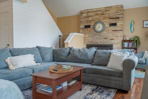 Smart TV, DVD player, books