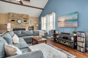 Smart-tv, een dvd-speler en boeken