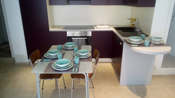 Apartment, 1 Bedroom, Fireplace | Dining room
