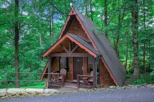 基础小屋 | 免费 WiFi、床单