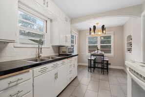 Private kitchen - The Rams' Den King Beds, Fire Pit, Spacious Yard (Fort Collins)