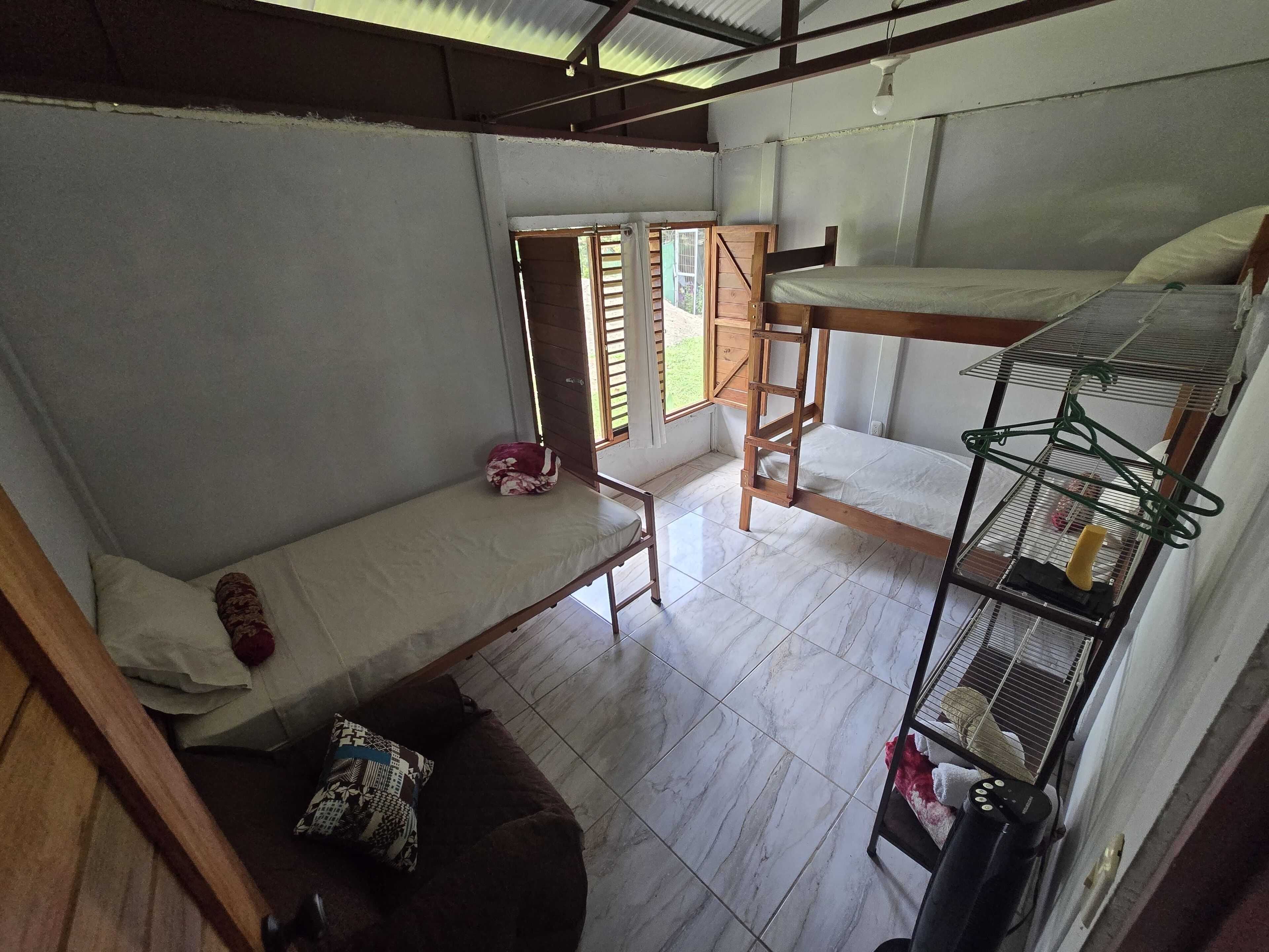 2 bedrooms, free WiFi