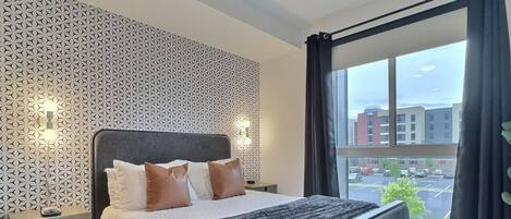 Desk, iron/ironing board, free WiFi, bed sheets