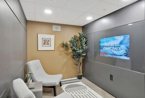 Interior - Smart Stay in Bham | Tesla Rides + Prime Location (Birmingham)