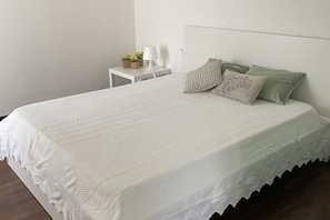 3 bedrooms, WiFi