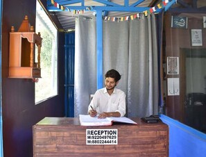 Reception - Limbo Cafe & Rooms (Banjar)
