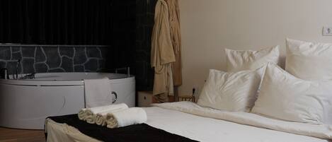 1 bedroom, iron/ironing board, travel crib, WiFi