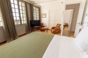 5 chambres, Wi-Fi, draps fournis