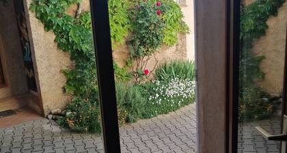 Apartment 38 m2, 4 persons, WIFI Fiber, Ste Croix du verdon lakefront