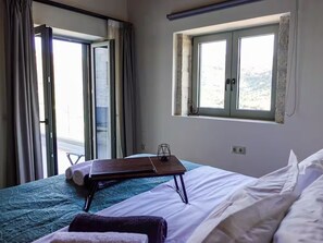 In-room safe, iron/ironing board, free WiFi - ReCrete - Retreat in Crete (Malevizi)