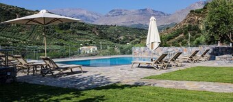 ReCrete - Retreat in Crete