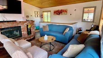 Smart TV, fireplace, printers