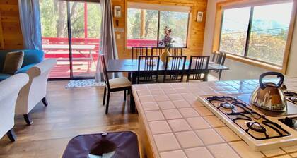 Family Cabin with Views, Fireplace & Deck - Near Hiking, off roading - Sleeps 14