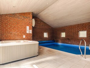 House | Spa treatment