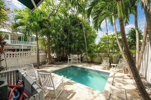 Outdoor pool, a heated pool - COCKTAILS ON THE CORNER- 2 Bedroom / 1 Bathroom W/ Pool - Old Town Key West (Key West)