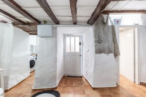 Interior - Charming Seaside Escape in Picturesque Cudillero (Cudillero)