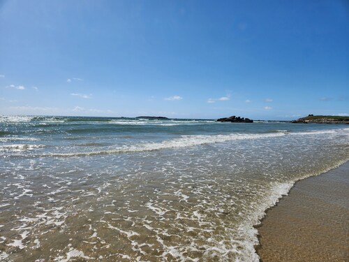Vacation home between land and sea
