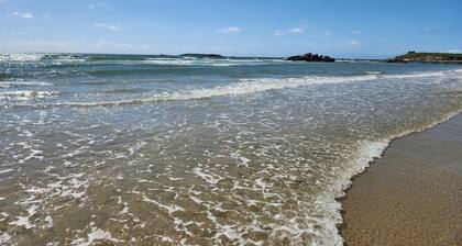 Vacation home between land and sea