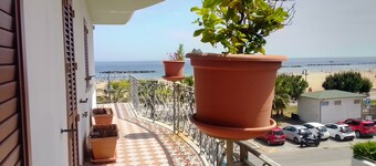 Three-room seaside apartment with front and side sea view terrace