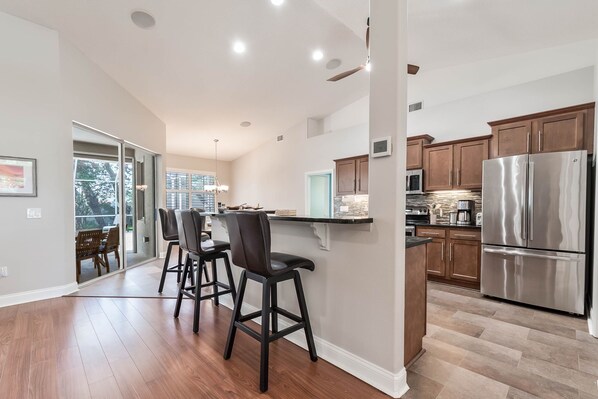 Microwave, oven, stovetop, dishwasher - Wow! Ultra-spacious 4/2 pet-friendly beach home w/pool, fenced-in yard, sleeps 8 (New Smyrna Beach)