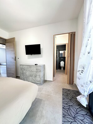 3 Schlafzimmer, Reisekinderbett, WLAN, Bettwäsche