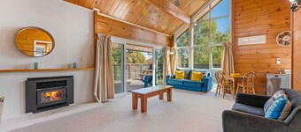 Little Lake House- Kinloch