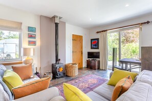Fernseher, Kamin