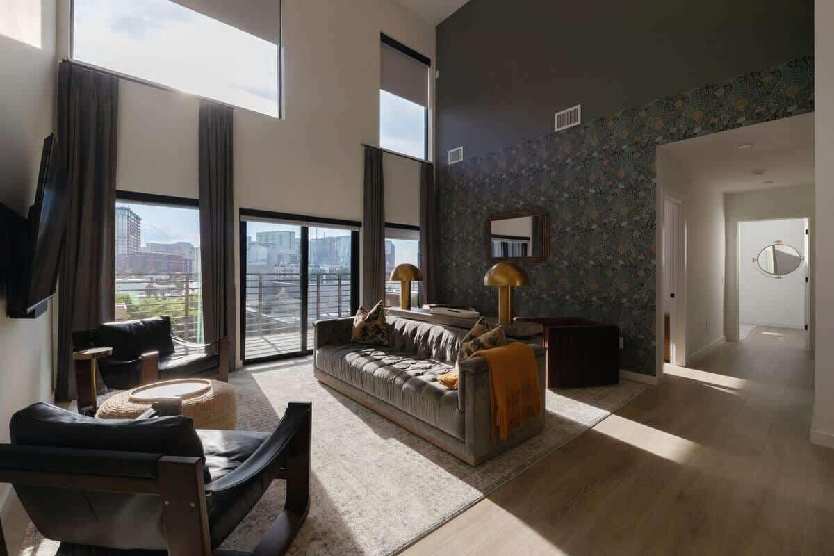 TV, table tennis, stereo