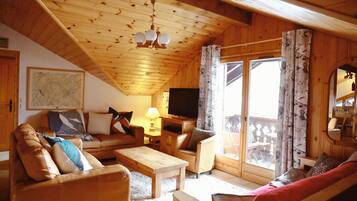 Smart TV, video games, DVD player