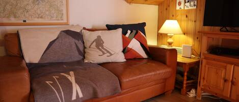 Smart TV, video games, DVD player